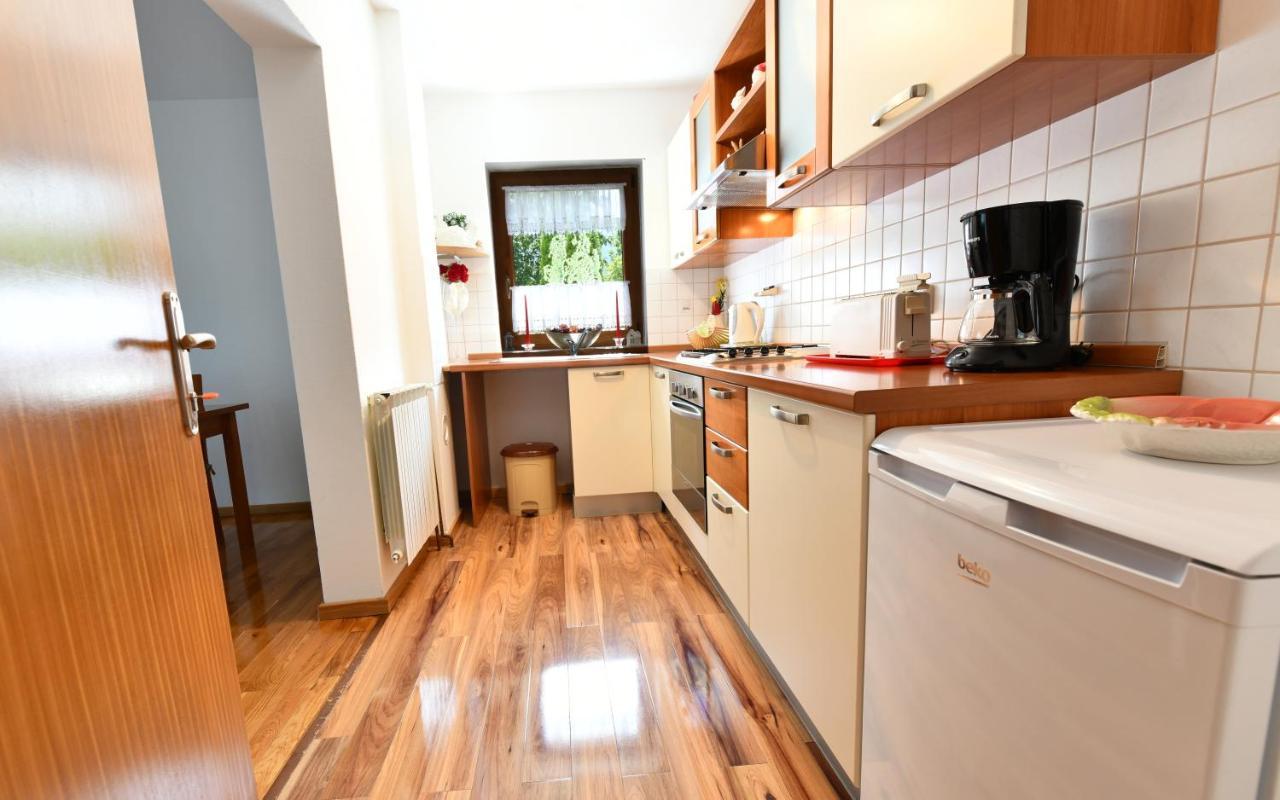 Apartment And Rooms Ivancica Seliste Dreznicko Exterior foto